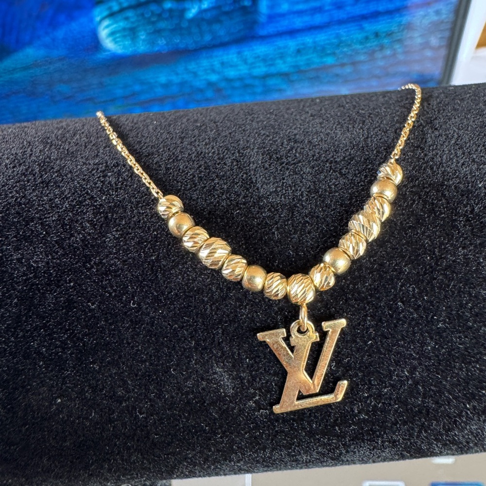18k Saudi gold  Running Beads Bracelet & Earring set 4.3 grams
